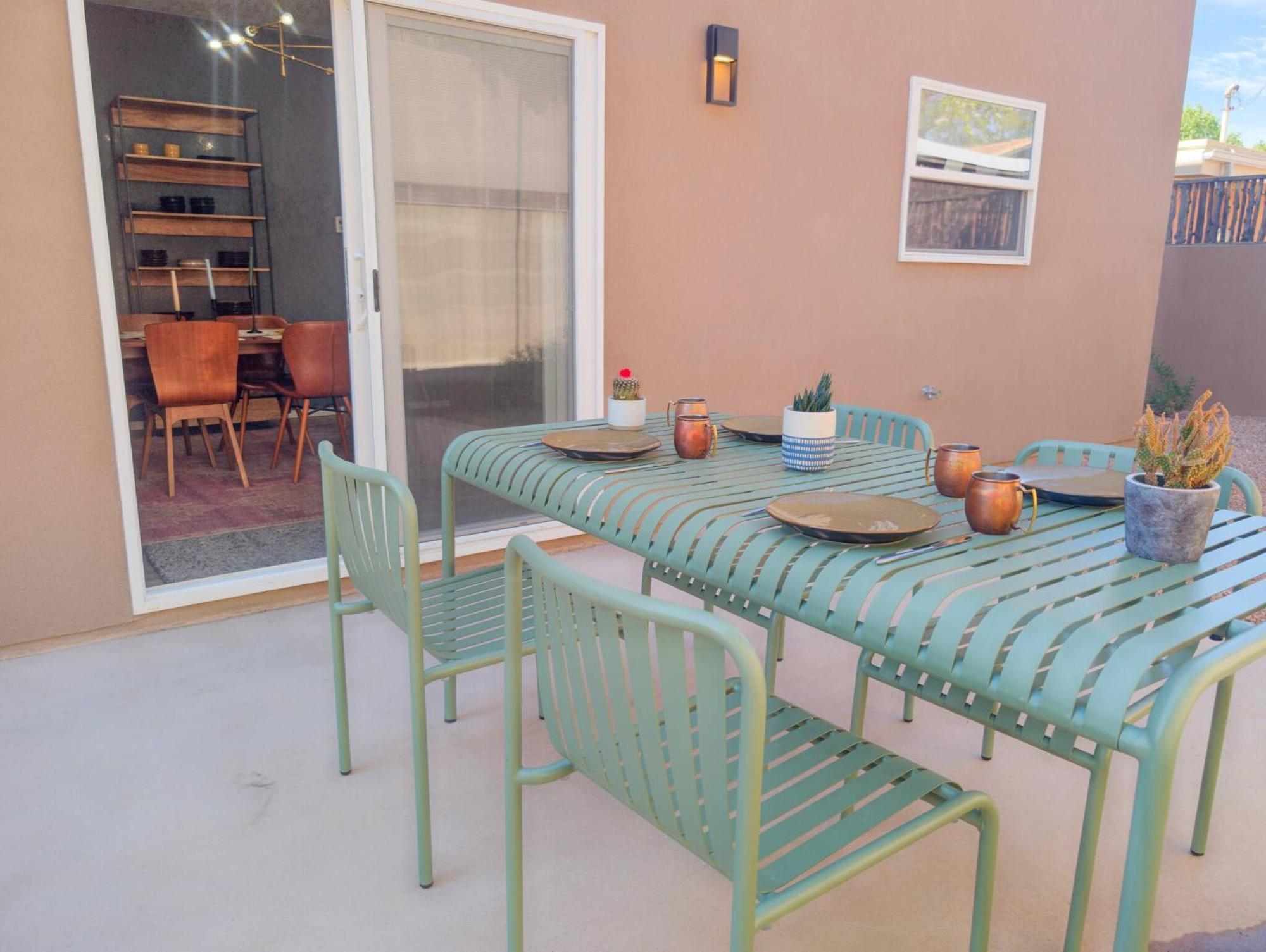 Designer Luxury Near Meow Wolf