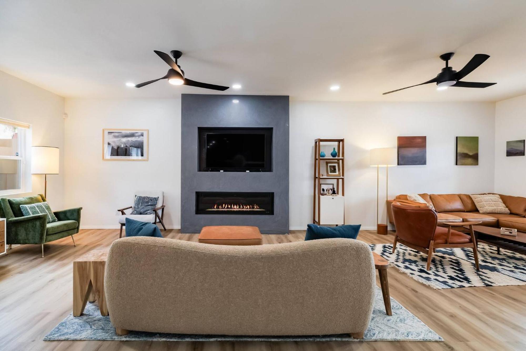 Designer Luxury Near Meow Wolf Holiday home Santa Fe